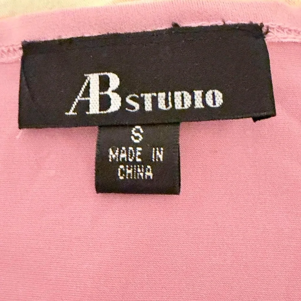 Sold - Picture 2 of 4